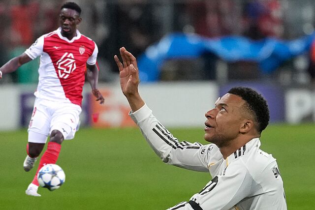 Un montaje de Mbapp� con Balogun.