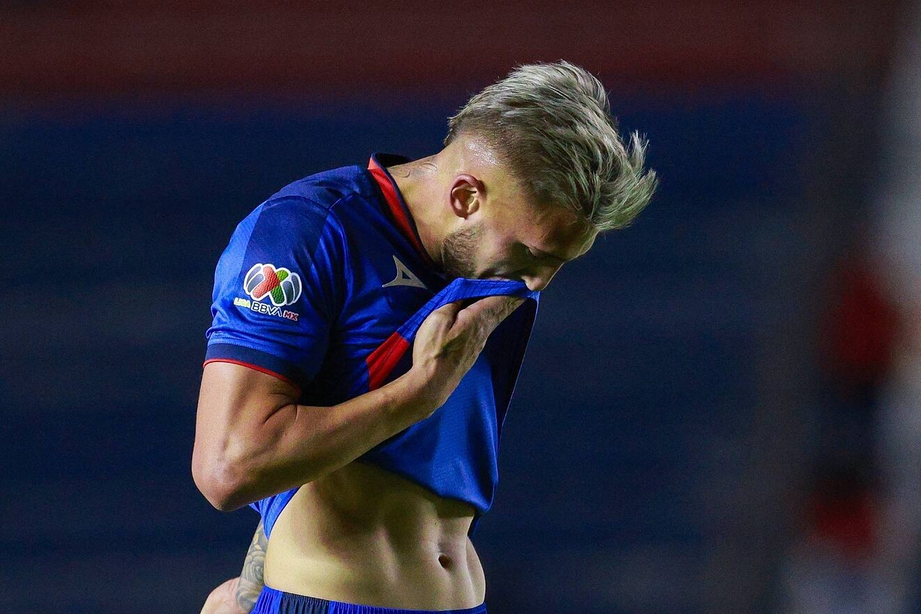 Gonzalo Piovi, fuera de Cruz Azul para Liguilla