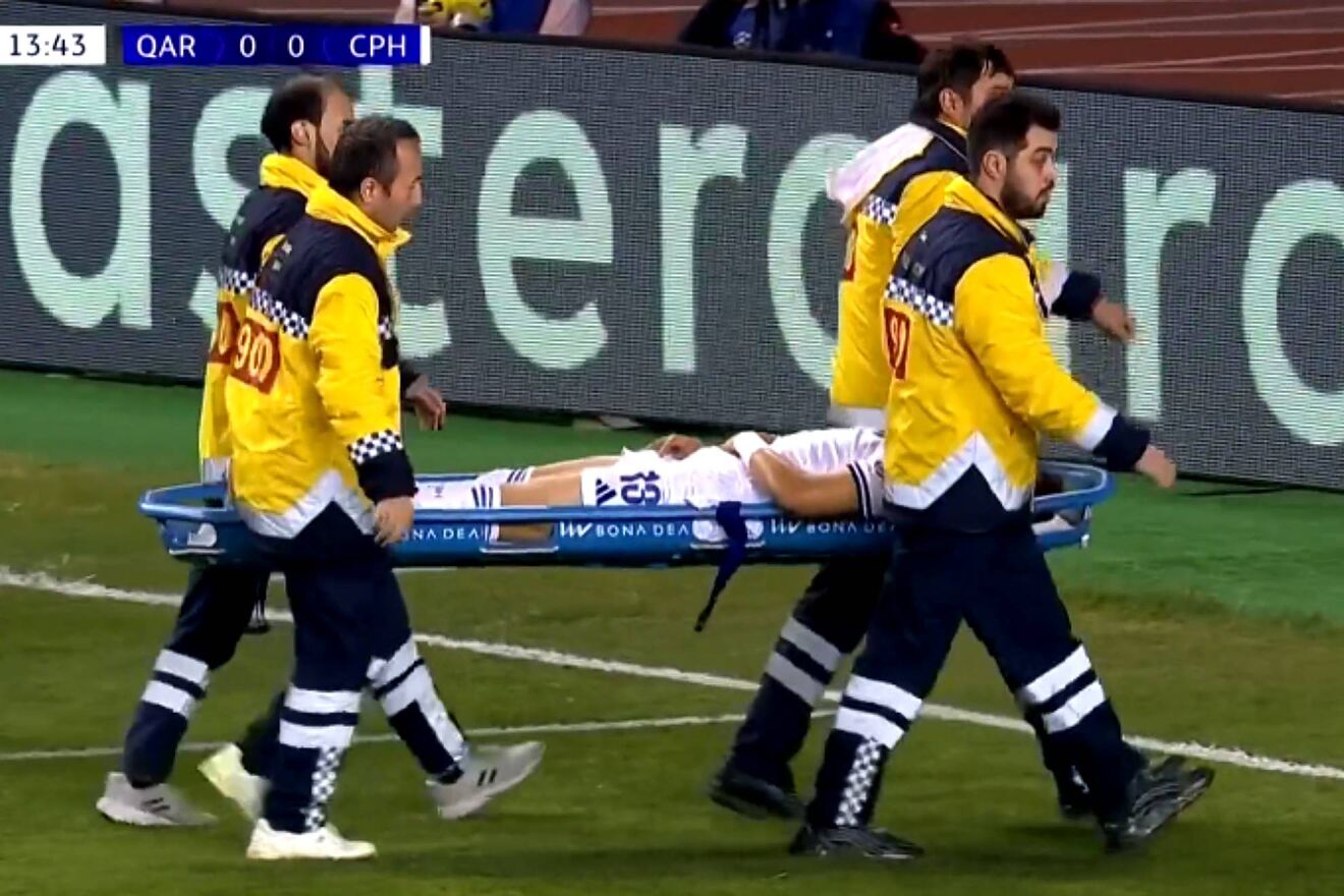 Rodrigo Huescas dej� el partido ante Qarabag en camilla