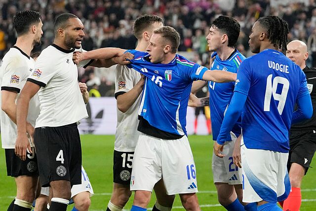 Alemania elimina a Italia en una serie caliente entre dos cl�sicos europeos
