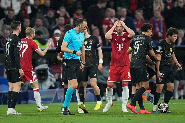 El �rbitro Joao Pinheiro estuvo en el ojo del hurac�n en Munich