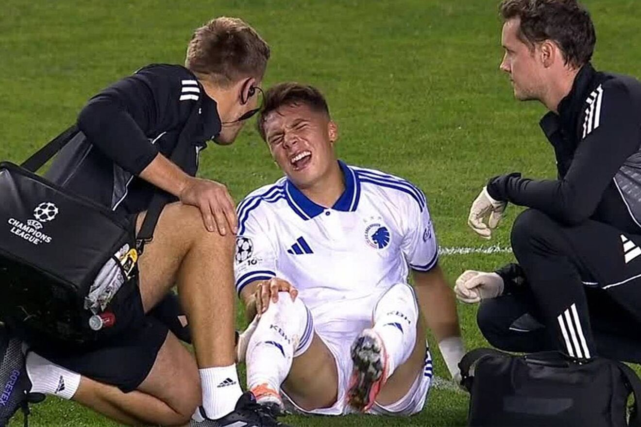 El lateral mexicano tuvo que dejar el partido ante Qarabag al 13'