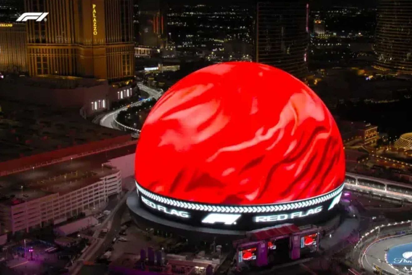 Dos banderas rojas, se�aladas por The Sphere, en Pr�cticas Libres