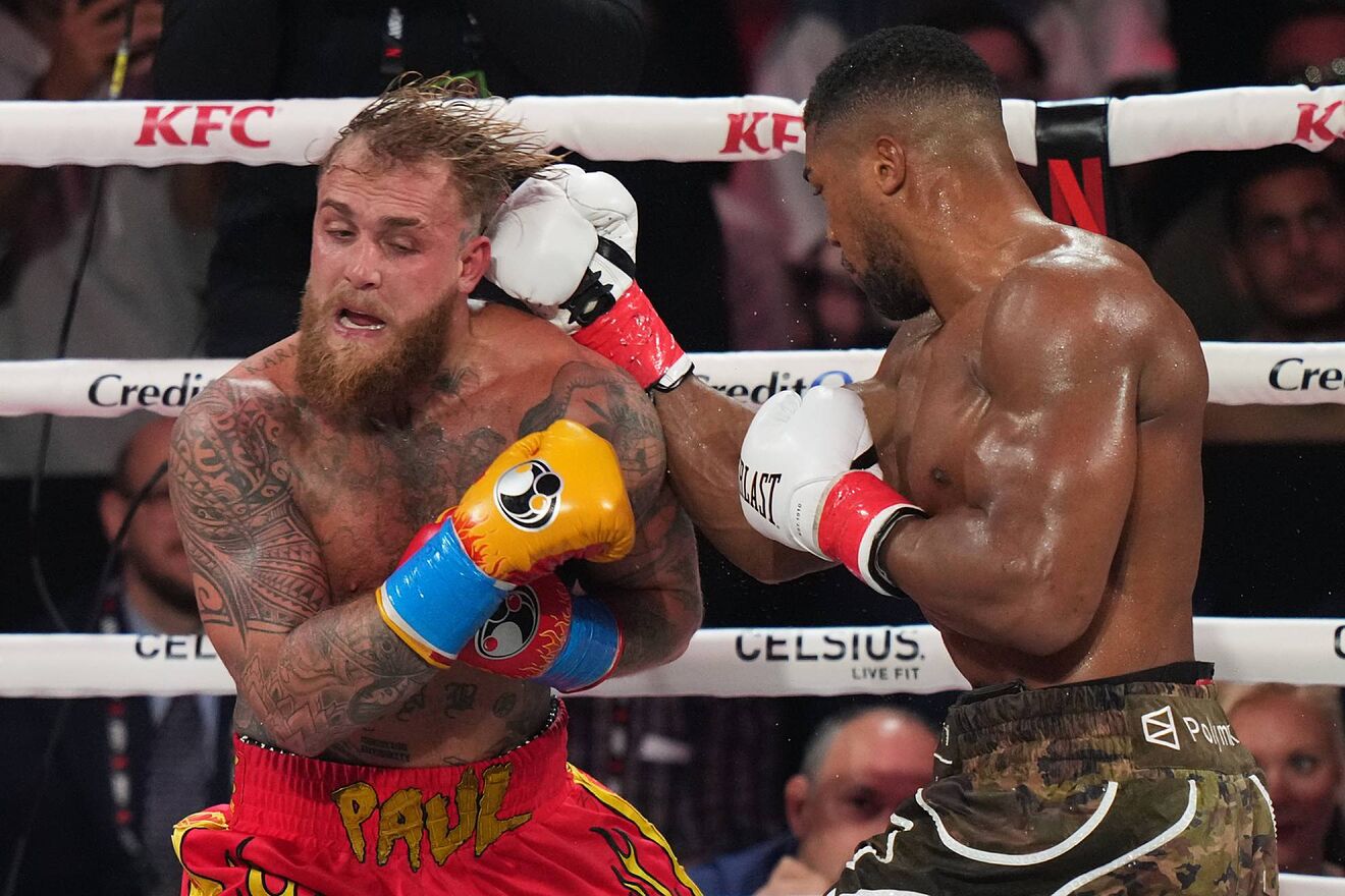 El youtuber recibi� una gran lecci�n de boxeo