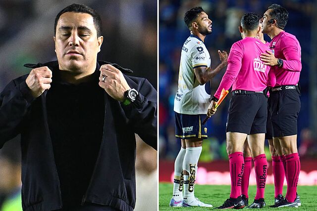 Efra�n Ju�rez en el partido de Ida de la Gran Final |