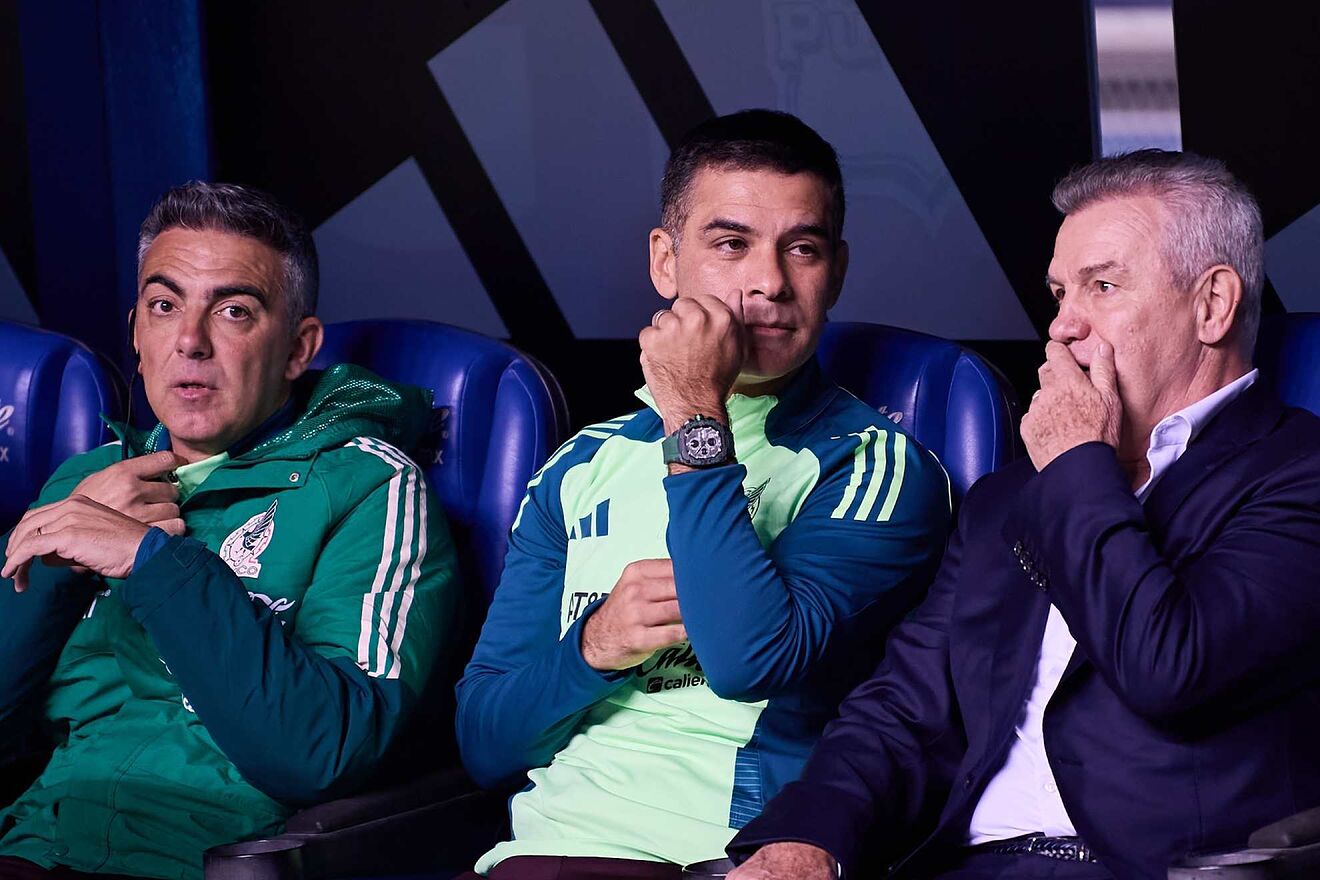 Javier Aguirre suma problema de cara al Mundial 2026