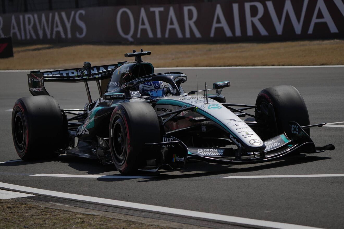 George Russell Mercedes GP China F1