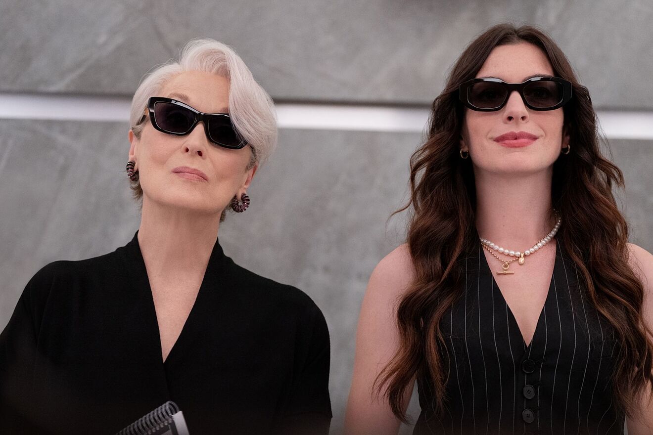 Miranda Priestly (Meryl Streep) y Andie Sachs (Anne Hathaway) en EL...